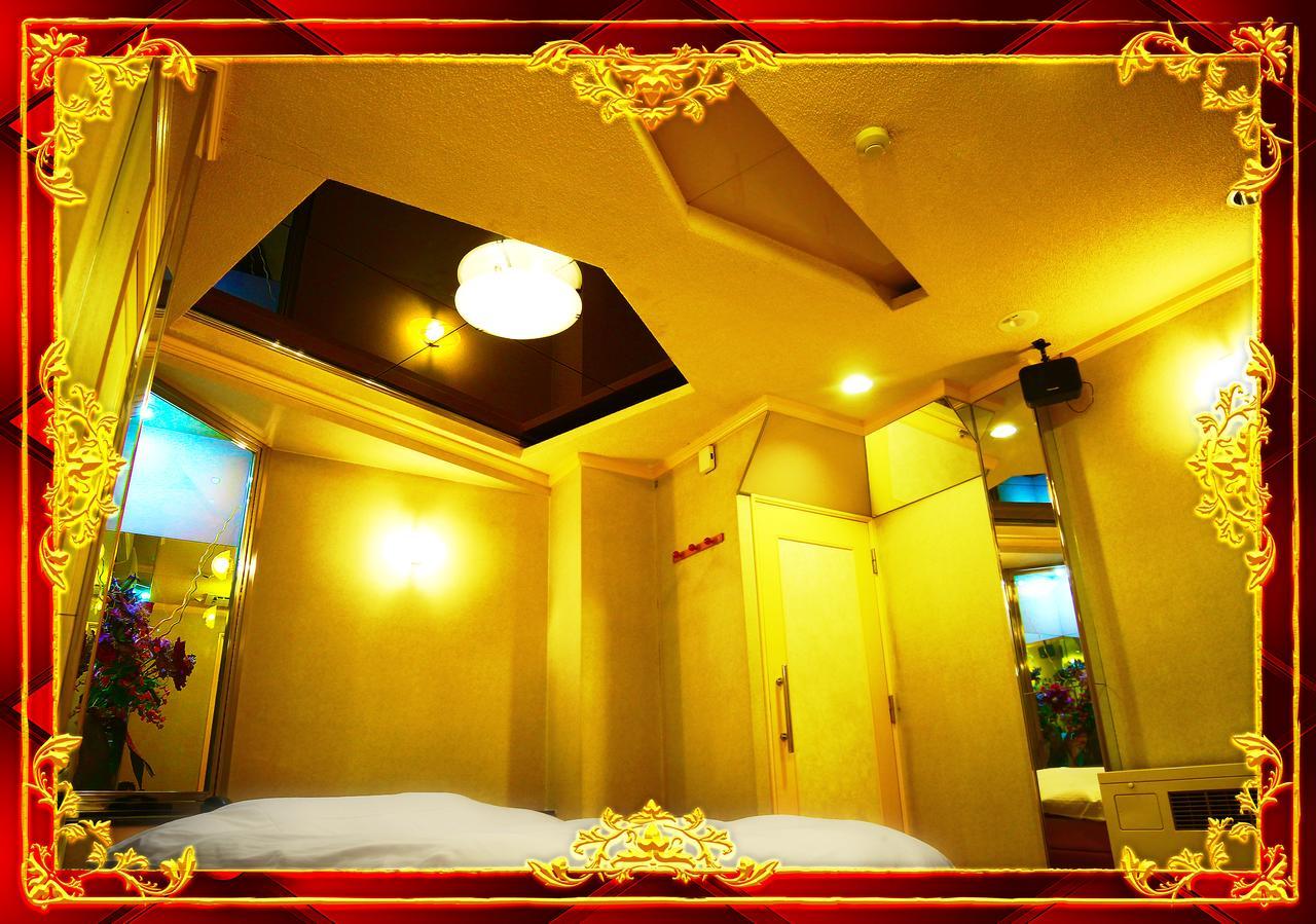 Kyoto Hotel Crown (Adults Only) Exteriör bild