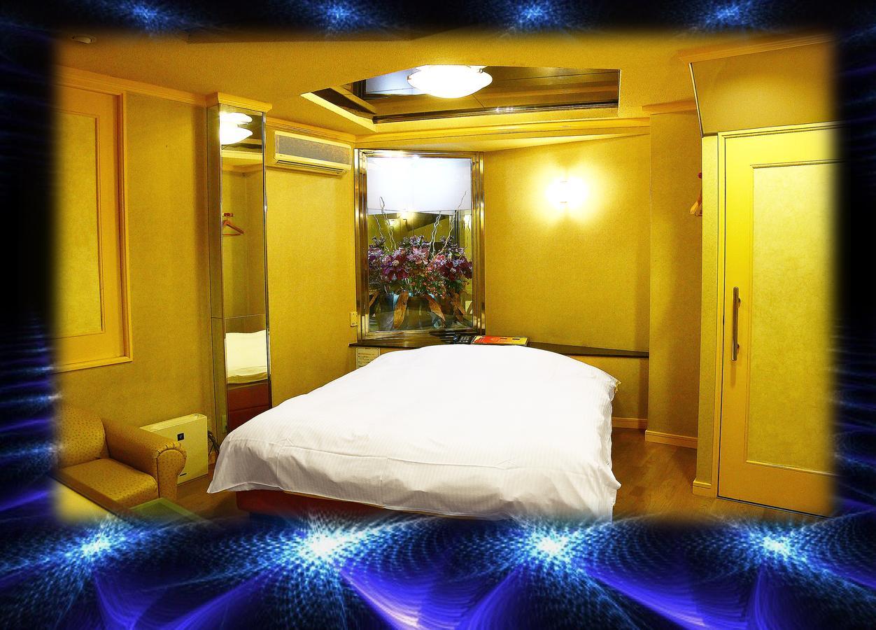 Kyoto Hotel Crown (Adults Only) Exteriör bild